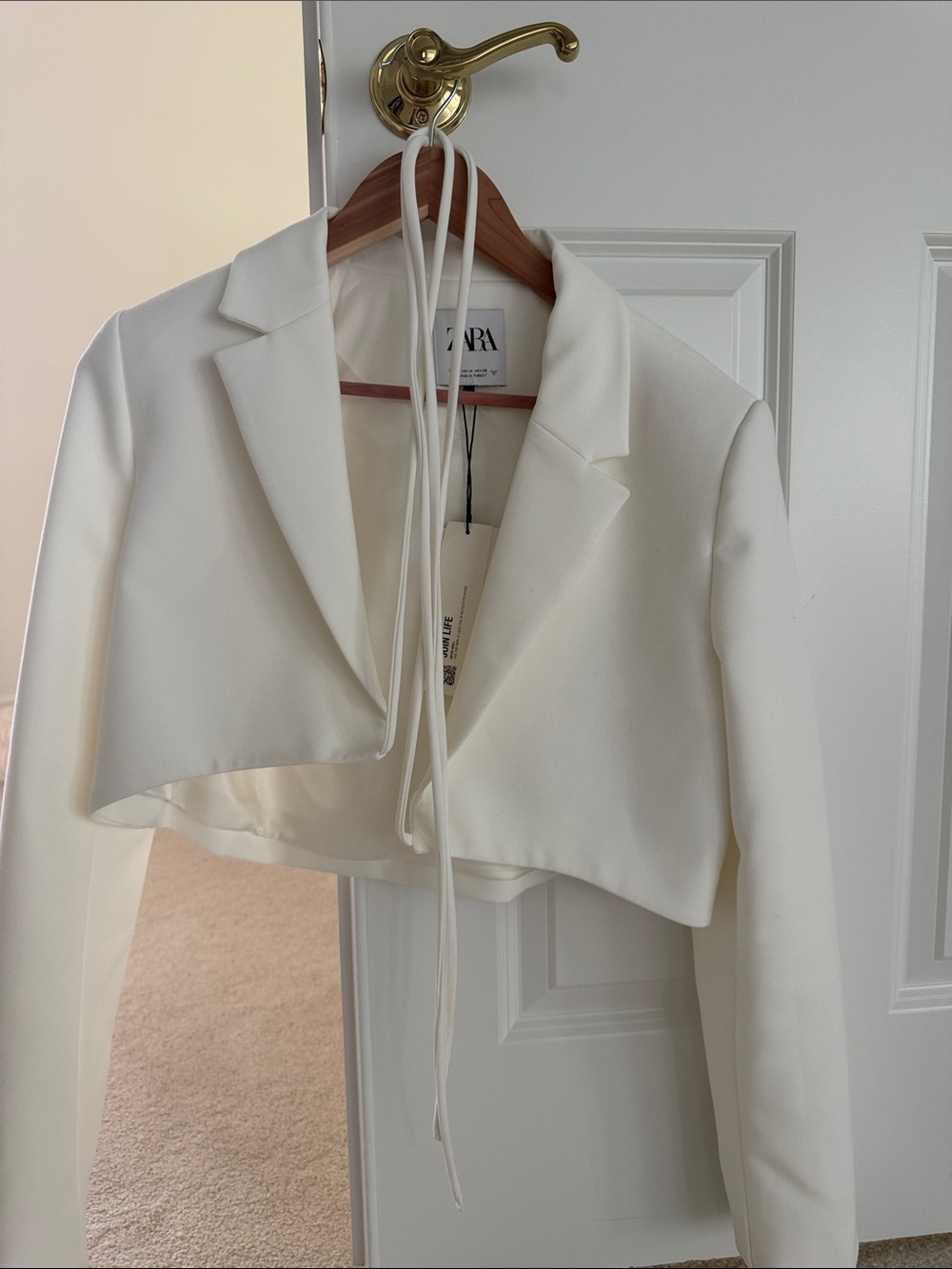Zara Ivory Cropped Blazer Jacket